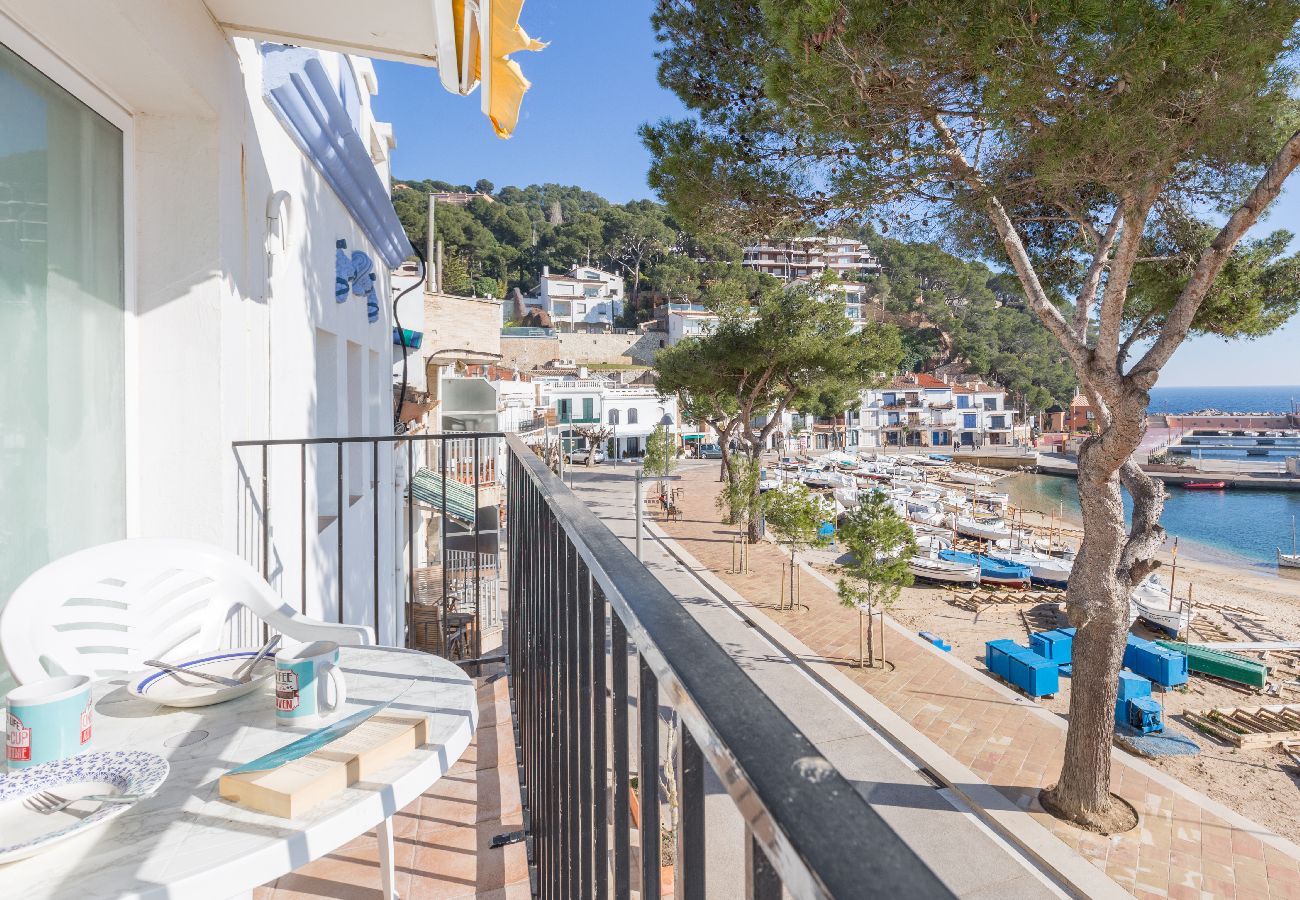 Apartamento en Llafranc - 1BON 2 - Apartamento para 6 personas en Llafranc en primera línea de mar