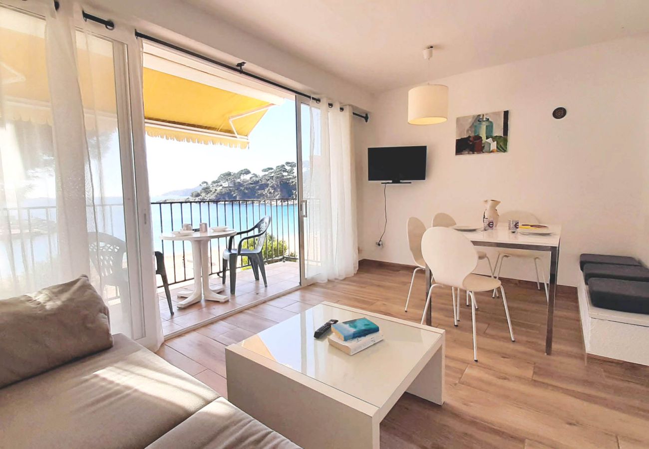 Apartamento en Llafranc - 1BON 2 - Apartamento para 6 personas en Llafranc en primera línea de mar