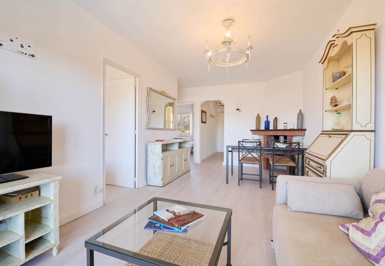 Apartamento en Calella de Palafrugell - 1CB X3 - Apartamento de 2 habitaciones en una zona muy tranquila con jardín y piscina comunitaria cerca de la playa de Calella de Palafrugell