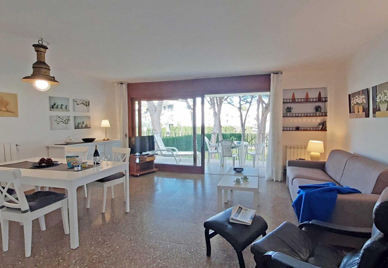 Apartamento en Calella de Palafrugell - 1CV - Acogedor apartamento con piscina comunitaria a solo 200m de la playa de Calella de Palafrugell