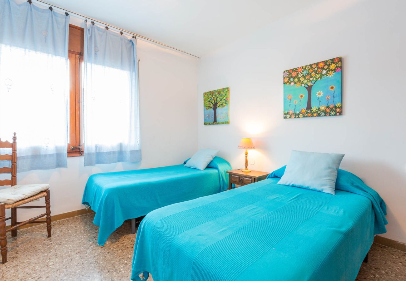 Apartamento en Calella de Palafrugell - 1CV - Acogedor apartamento con piscina comunitaria a solo 200m de la playa de Calella de Palafrugell