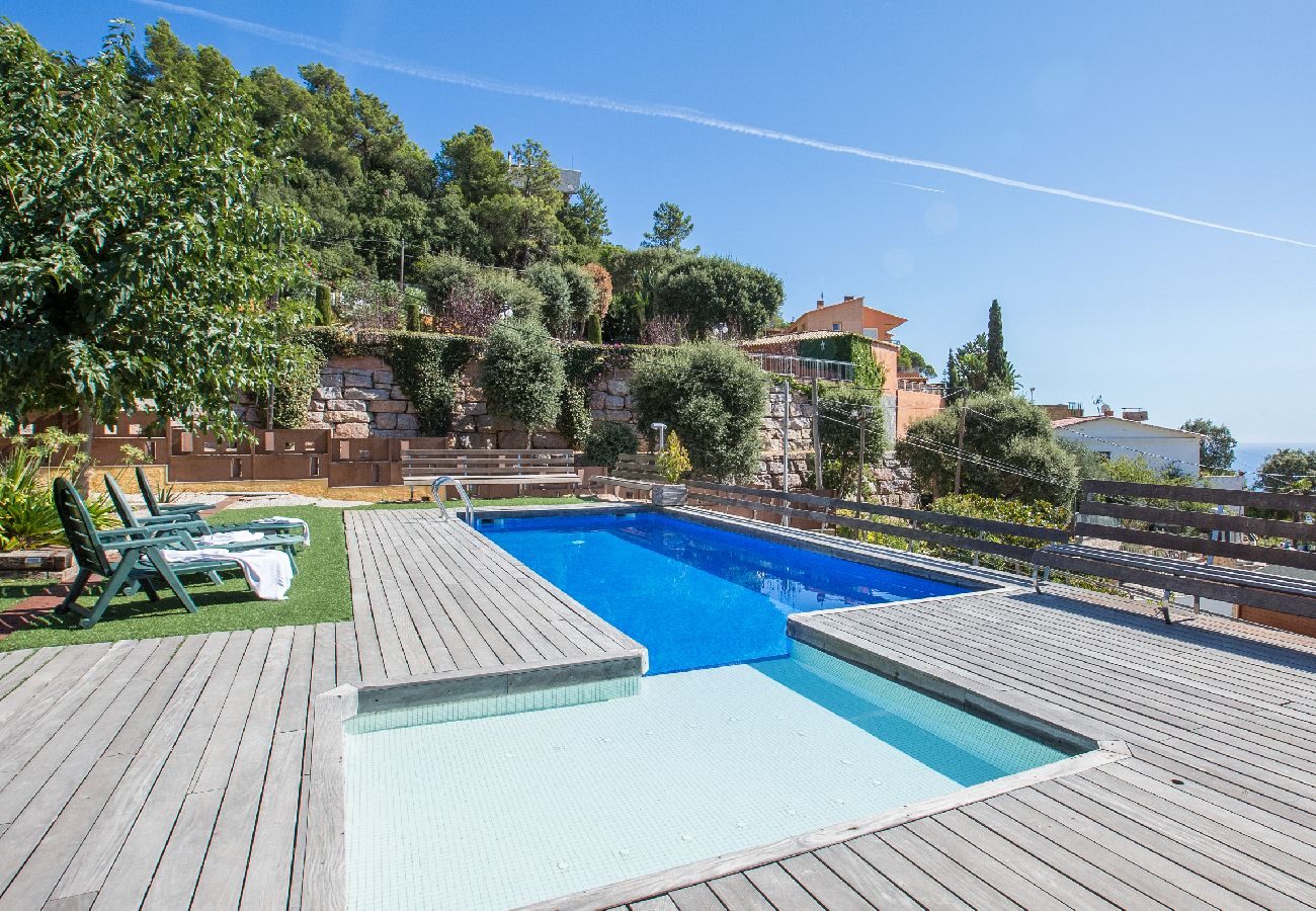 Villa en Lloret de Mar - 2CRIST01 - Preciosa casa de lujo con piscina, bonitas vistas al mar y situada cerca de la playa