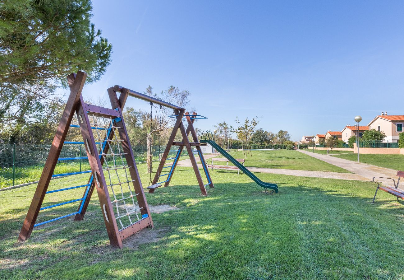 Villa en Torroella de Montgri - 1MP 44 - Casa adosada ubicada en un complejo residencial tranquilo con piscina y jardines comunitarios a 100m de la playa de Pals