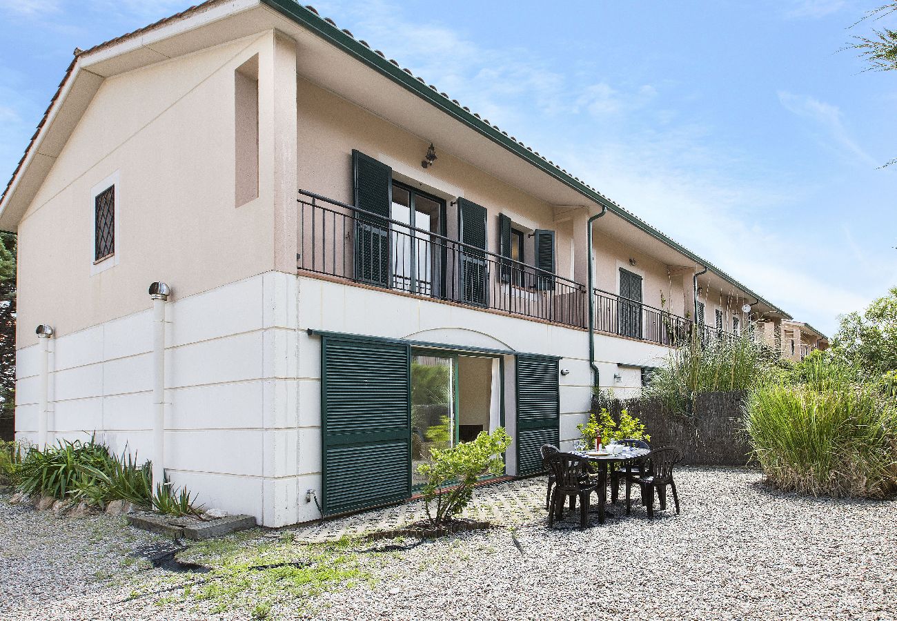 Villa en Torroella de Montgri - 1MP 44 - Casa adosada ubicada en un complejo residencial tranquilo con piscina y jardines comunitarios a 100m de la playa de Pals