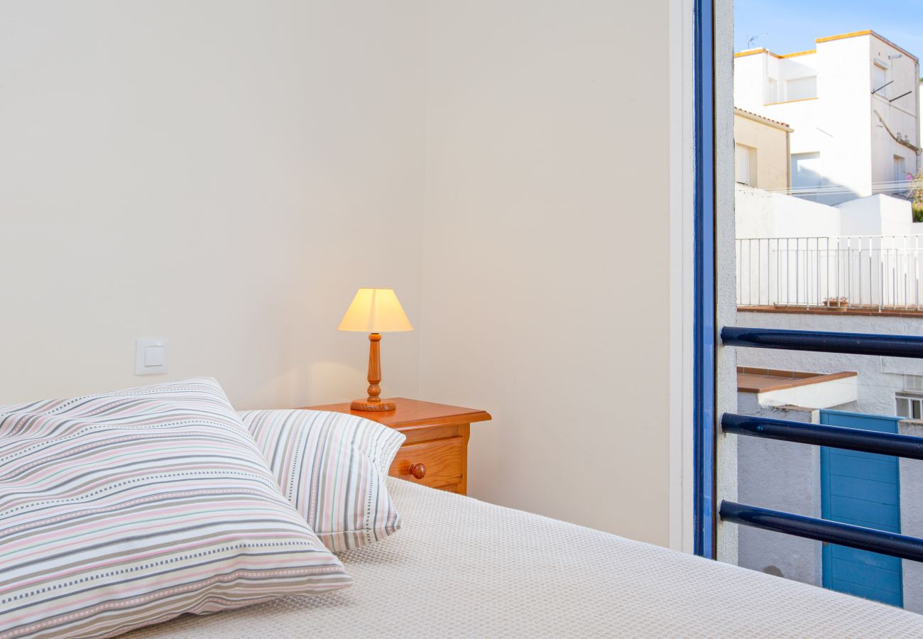 Apartamento en Llafranc - 1MON 01 - Apartamento céntrico con garaje, situado a 200 metros de la bonita playa de Llafranc