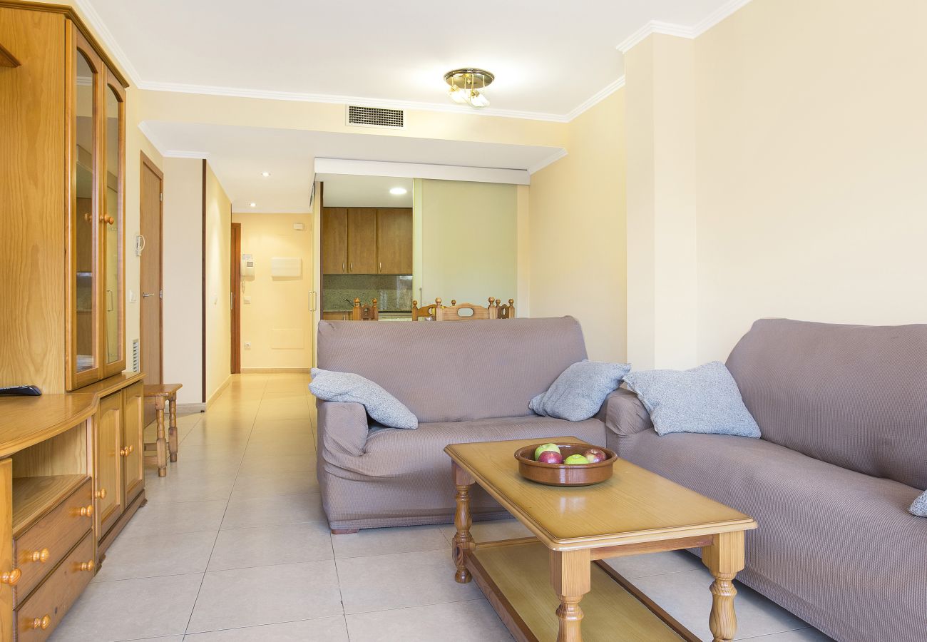 Apartamento en Lloret de Mar - 2STACRIS06 - Acogedor apartamento para 6 personas con terraza situado en Lloret de Mar (Fenals), cerca de la playa y del centro.