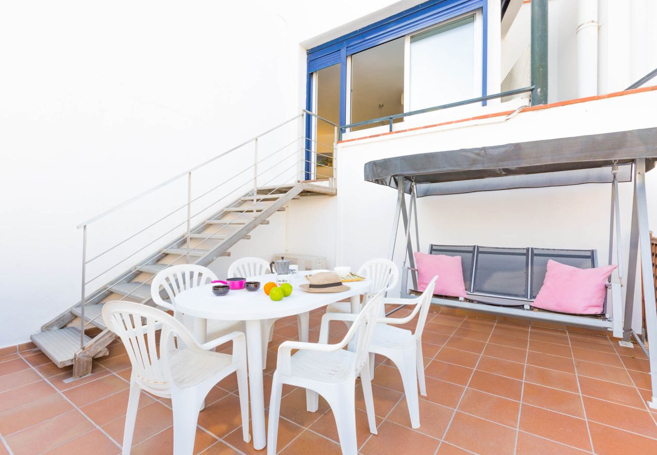 Apartamento en Calella de Palafrugell - 1SOLIVE - Apartamento con amplia terraza a tan sólo 100m de la playa de Calella de Palafrugell