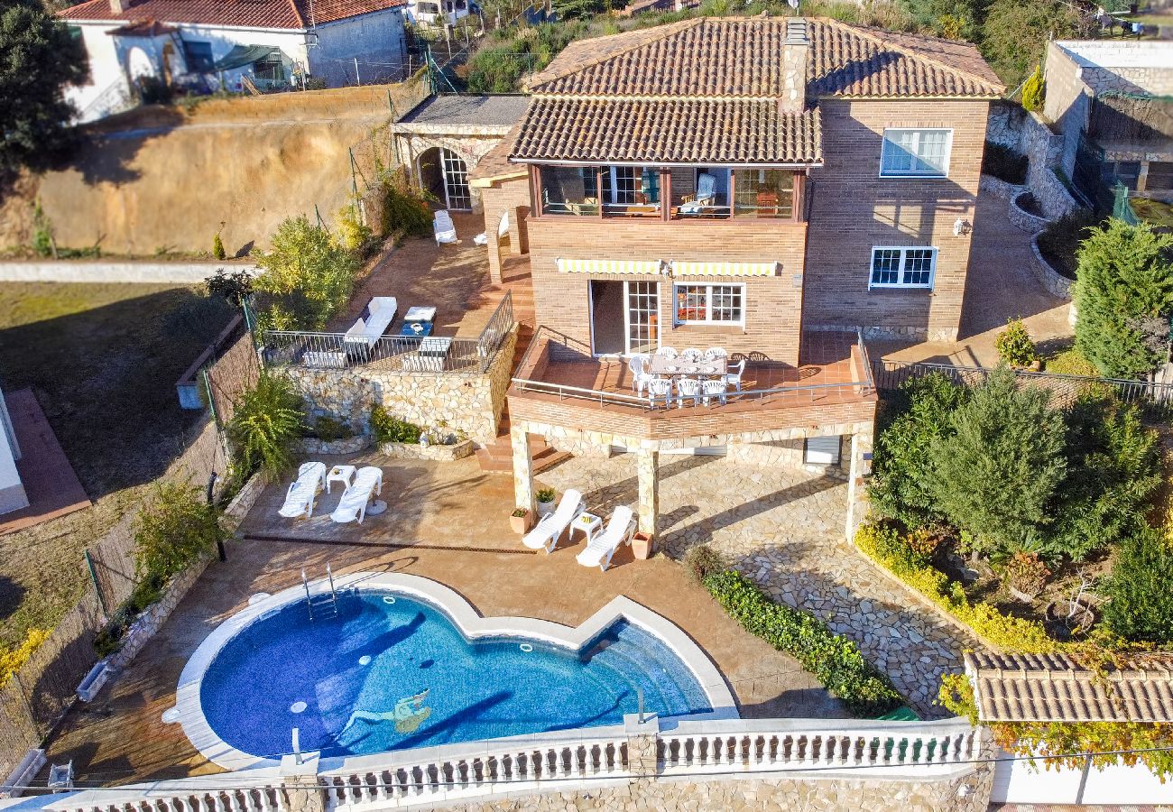 Villa en Vidreres - 2SOT01 - Bonita casa para 8 personas con piscina privada situada en una zona residencial tranquila 