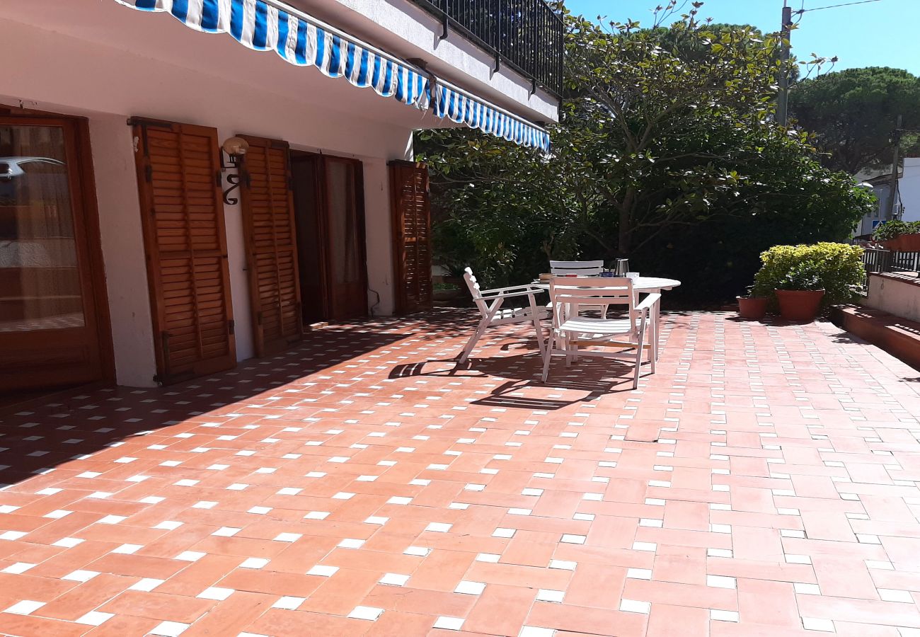 Apartamento en Llafranc - 1AL 01 - Apartamento sencillo con terraza cerca de la playa de Llafranc