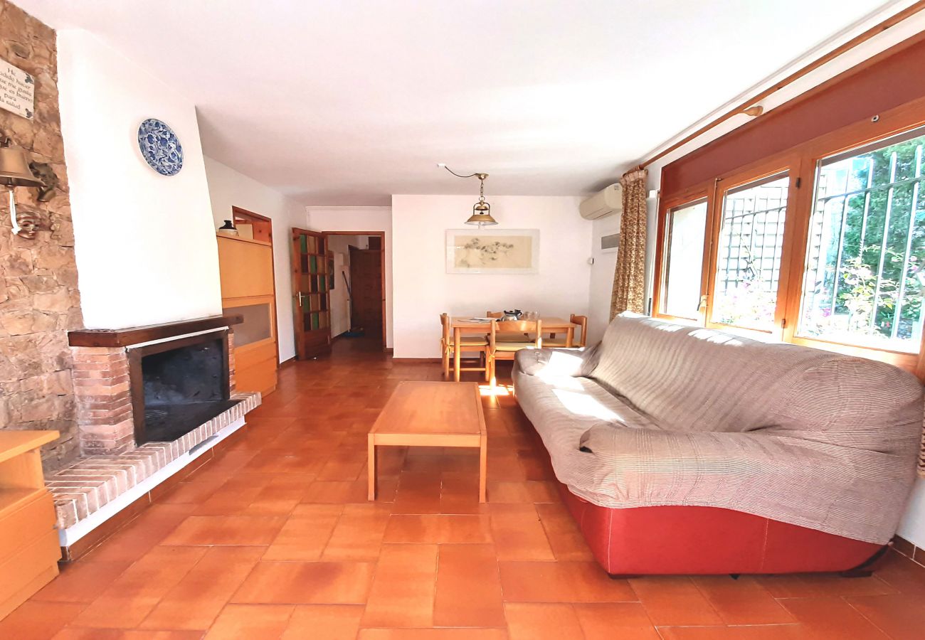 Apartamento en Llafranc - 1AL 01 - Apartamento sencillo con terraza cerca de la playa de Llafranc