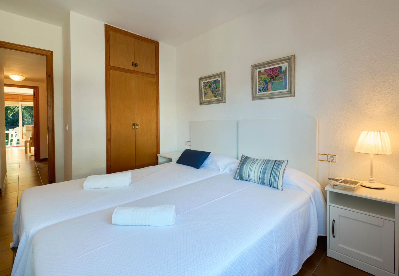 Apartamento en Calella de Palafrugell - 1I-90 Acogedor apartamento con piscina comunitaria a pocos minutos caminando de la playa de Calella de Palafrugell