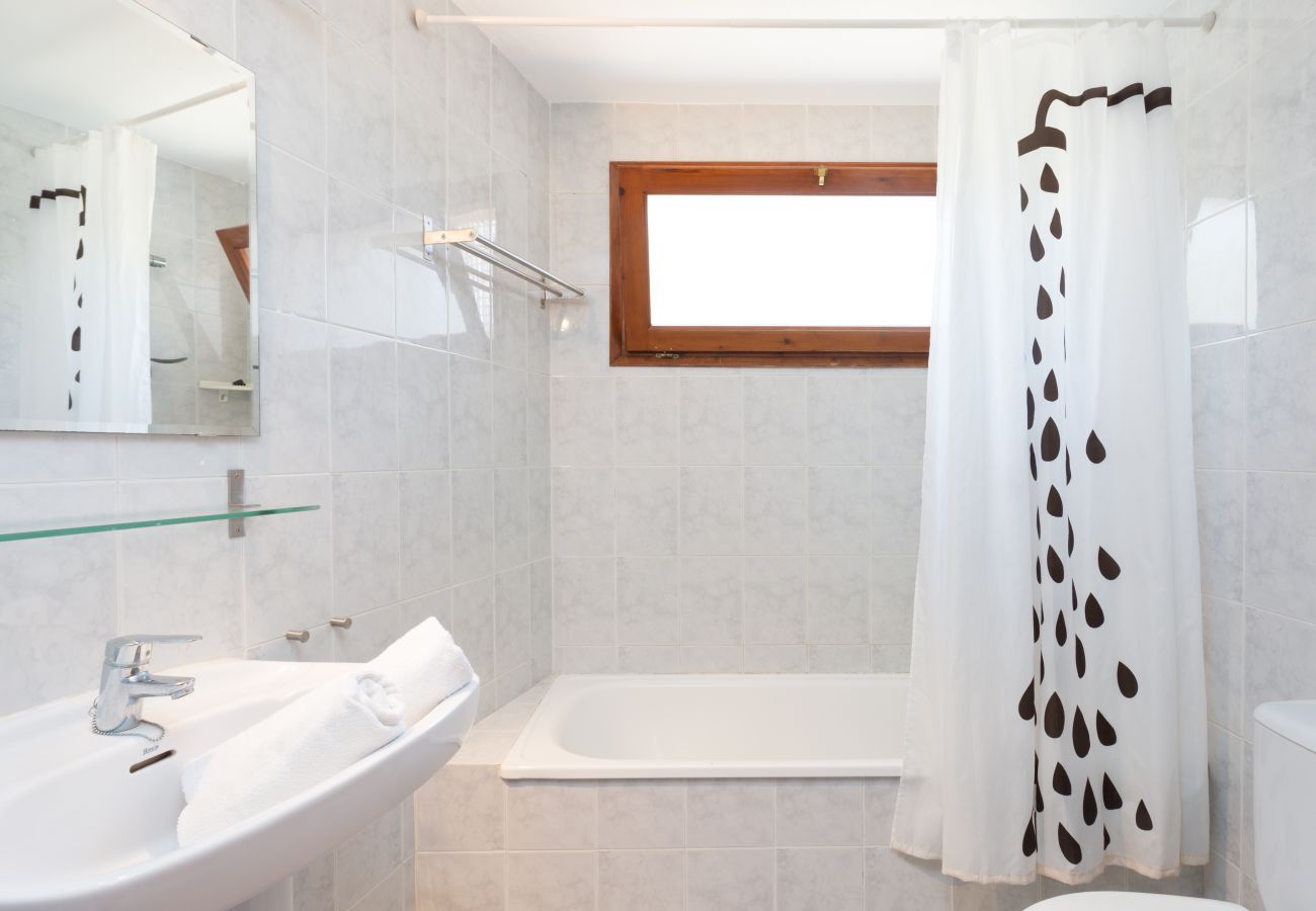 Villa en Vidreres - 2CIP01-10pax - Casa con capacidad para 10 personas y piscina privada situada en una zona tranquila