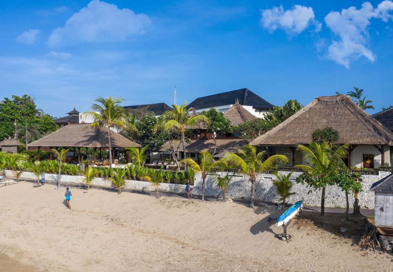 Villa en Sanur - Cemara - Casa con piscina y espectaculares vistas al mar en Bali