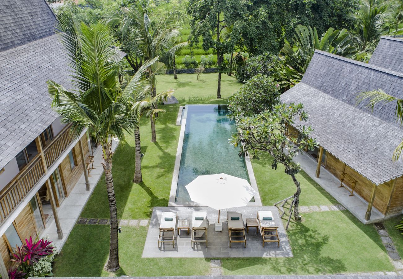 Villa en Kerobokan - Alea - Espectacular casa de 5 habitaciones con piscina en Bali