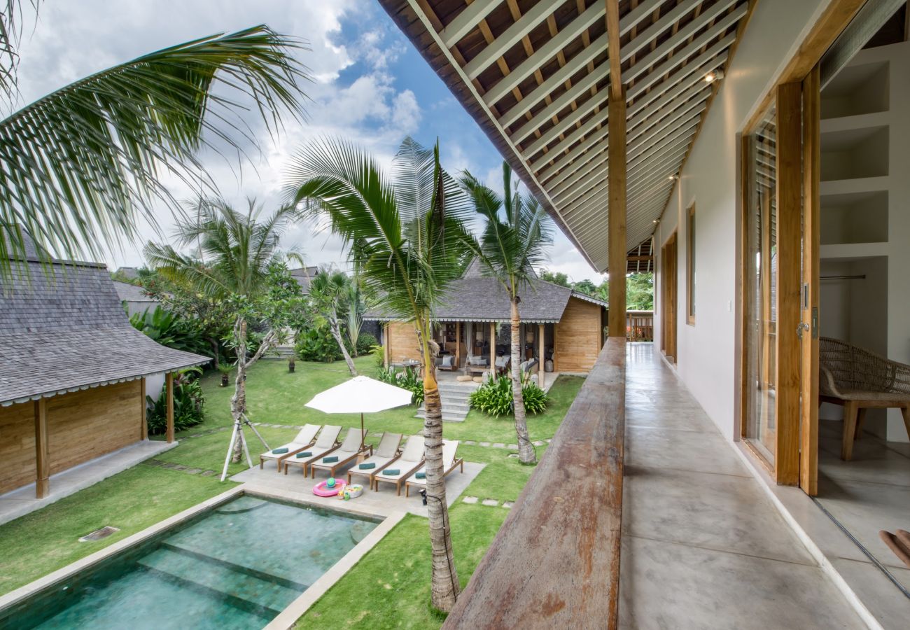 Villa en Kerobokan - Alea Estate- Espectacular casa de 18 personas con piscina en Bali