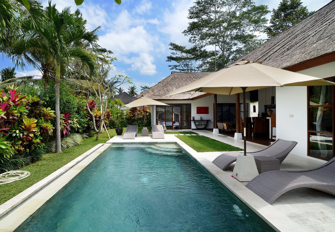 Villa en Ubud - Candi Kecil Tiga - Villa de 3 habitaciones con piscina en Bali