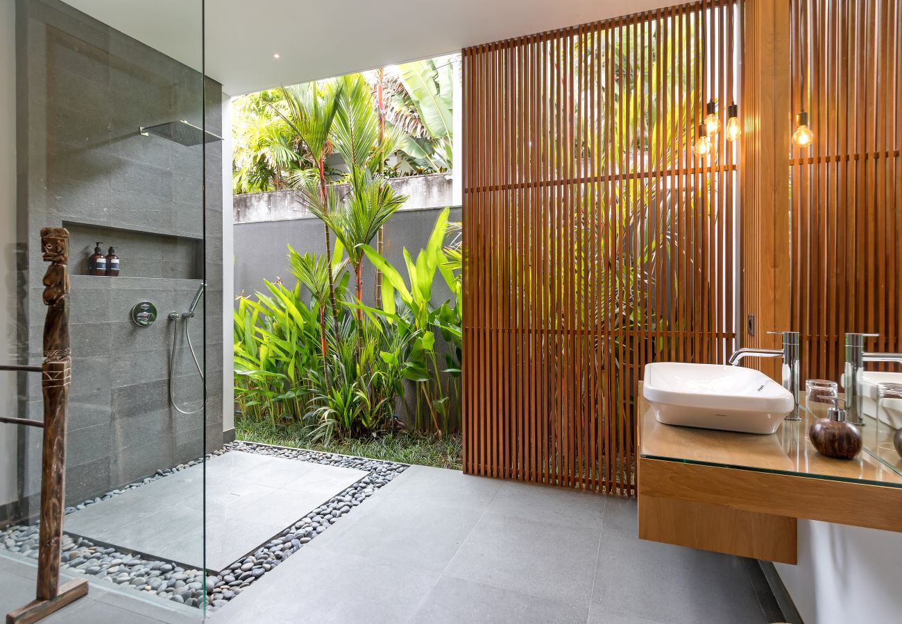 Villa en Kerobokan - Castil di Udara - Villa de 4 habitaciones con piscina en Bali