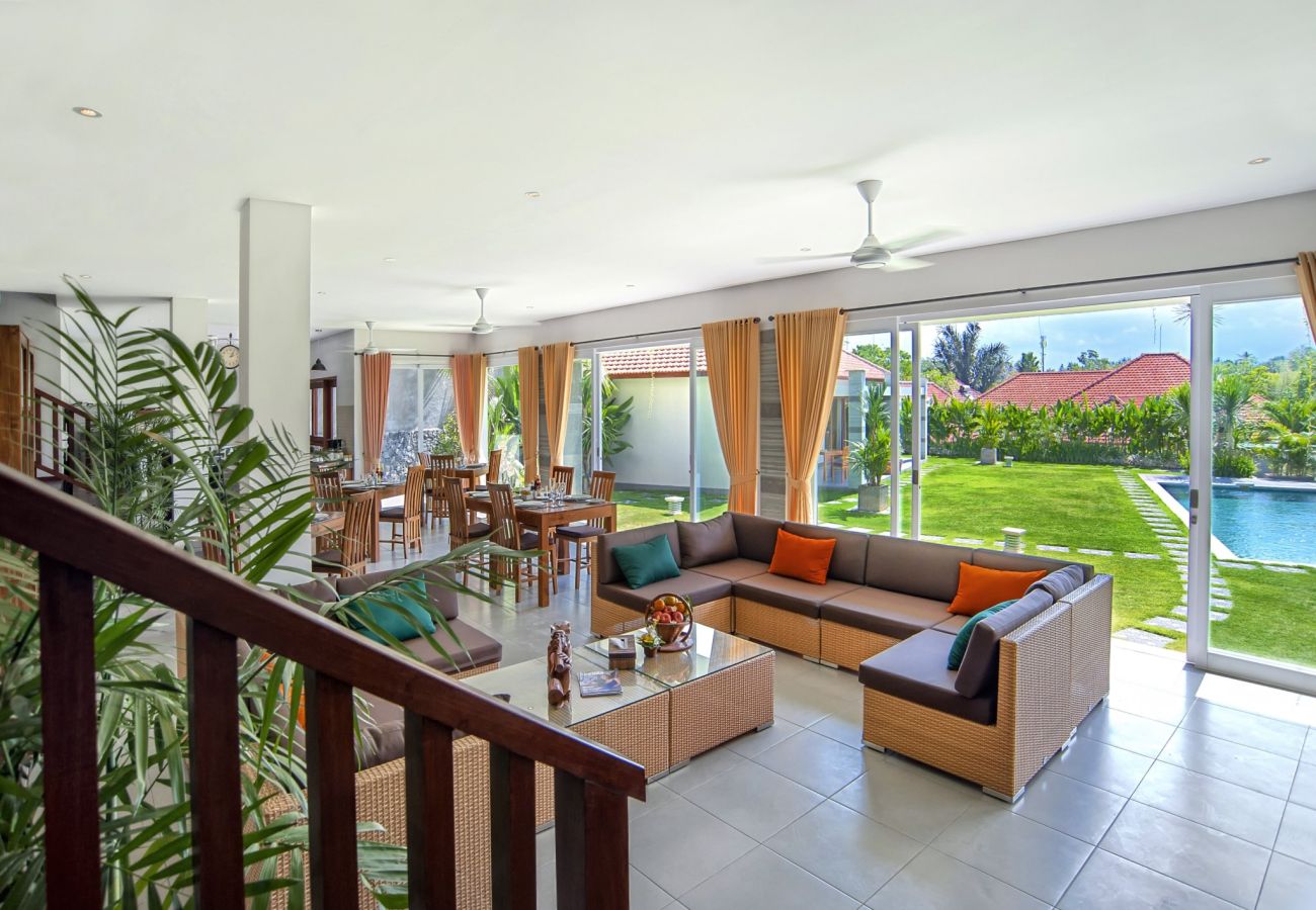 Villa en Canggu - Yenian- Casa de 5 habitacions con piscina en Bali