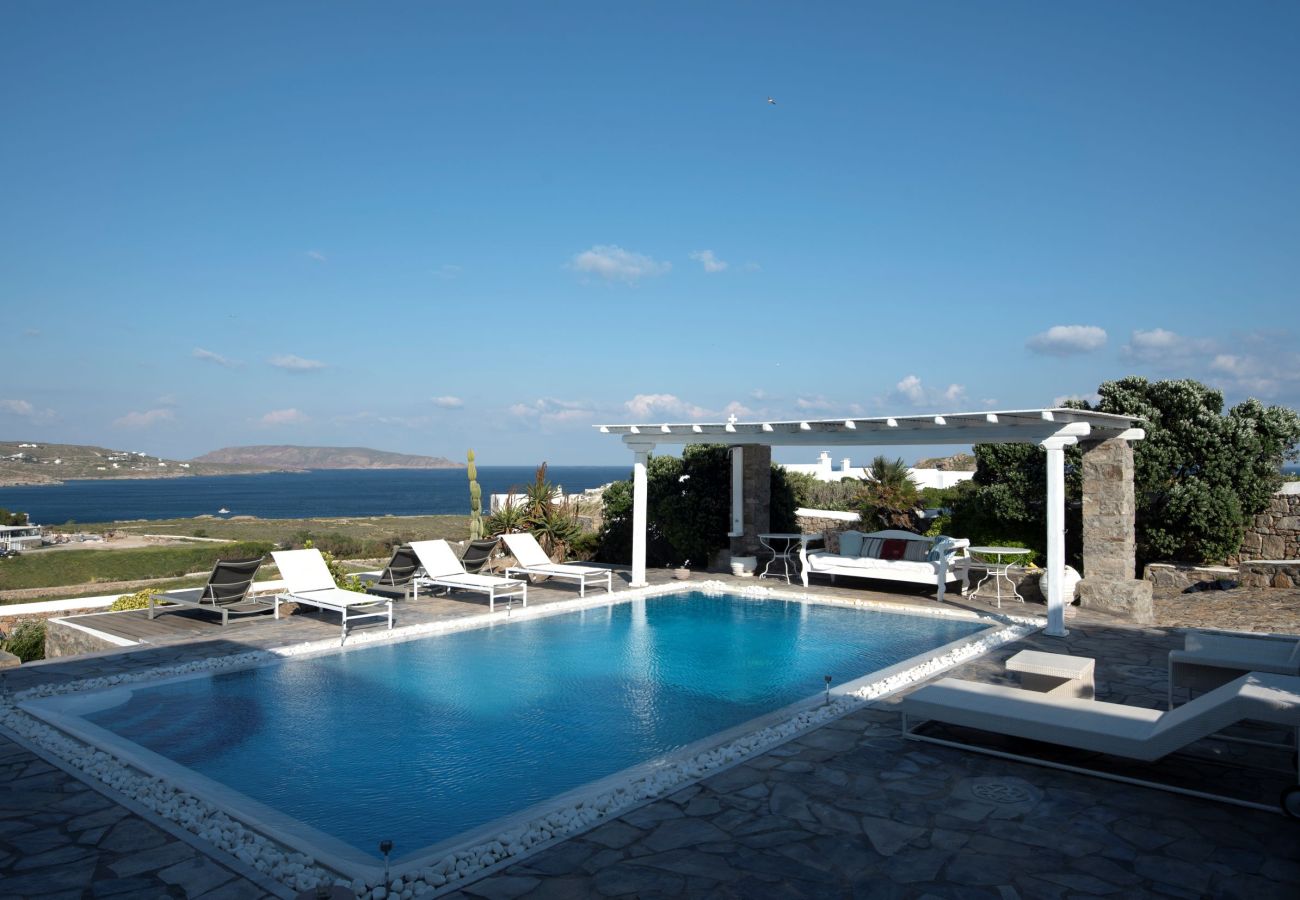 Villa en Mikonos -  Villa de 7 habitaciones con vistas al mar cerca de la playa (Mykonos)