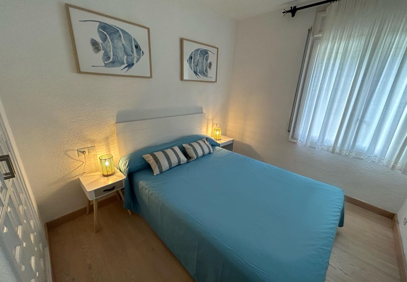 Apartamento en Calella de Palafrugell - ILLA 76 - Bonito apartamento con vistas al mar, piscina y cerca de la playa de Calella