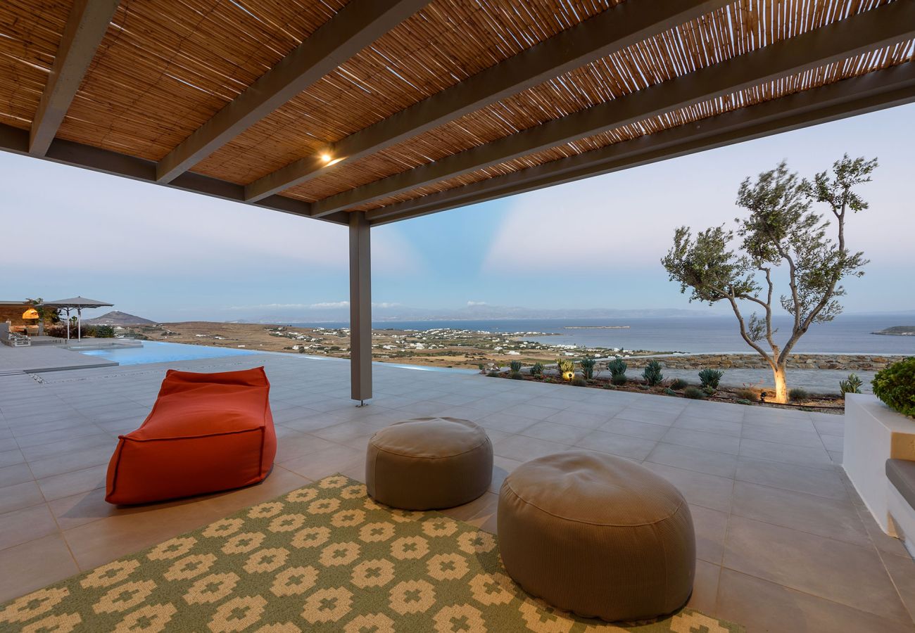 Villa en Paros - Lofos