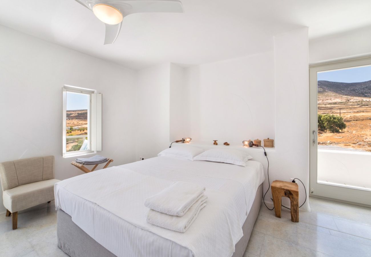 Villa en Paros - Tzane - Villa para 10 personas con piscina cerca de la playa de Paros (Grecia)