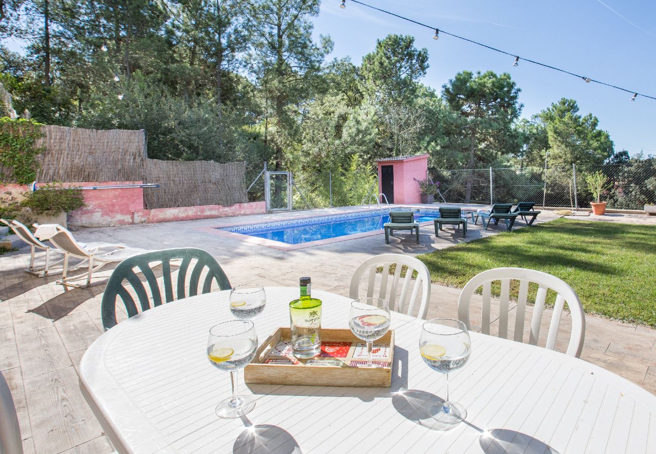 Vil.la en Lloret de Mar - 2BELL01 - Acollidora casa de 4 habitacions amb piscina situada a una zona molt tranquil·la