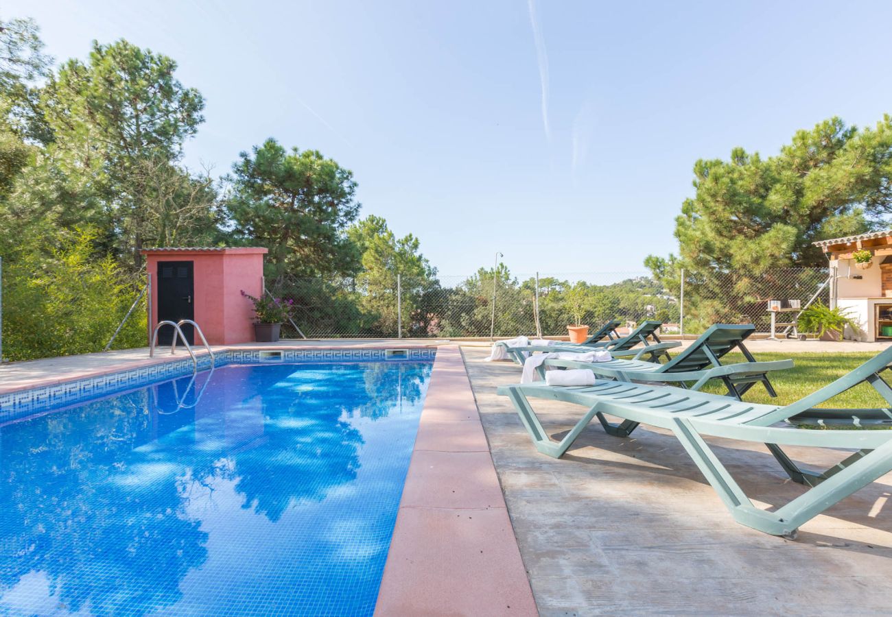 Vil.la en Lloret de Mar - 2BELL01 - Acollidora casa de 4 habitacions amb piscina situada a una zona molt tranquil·la