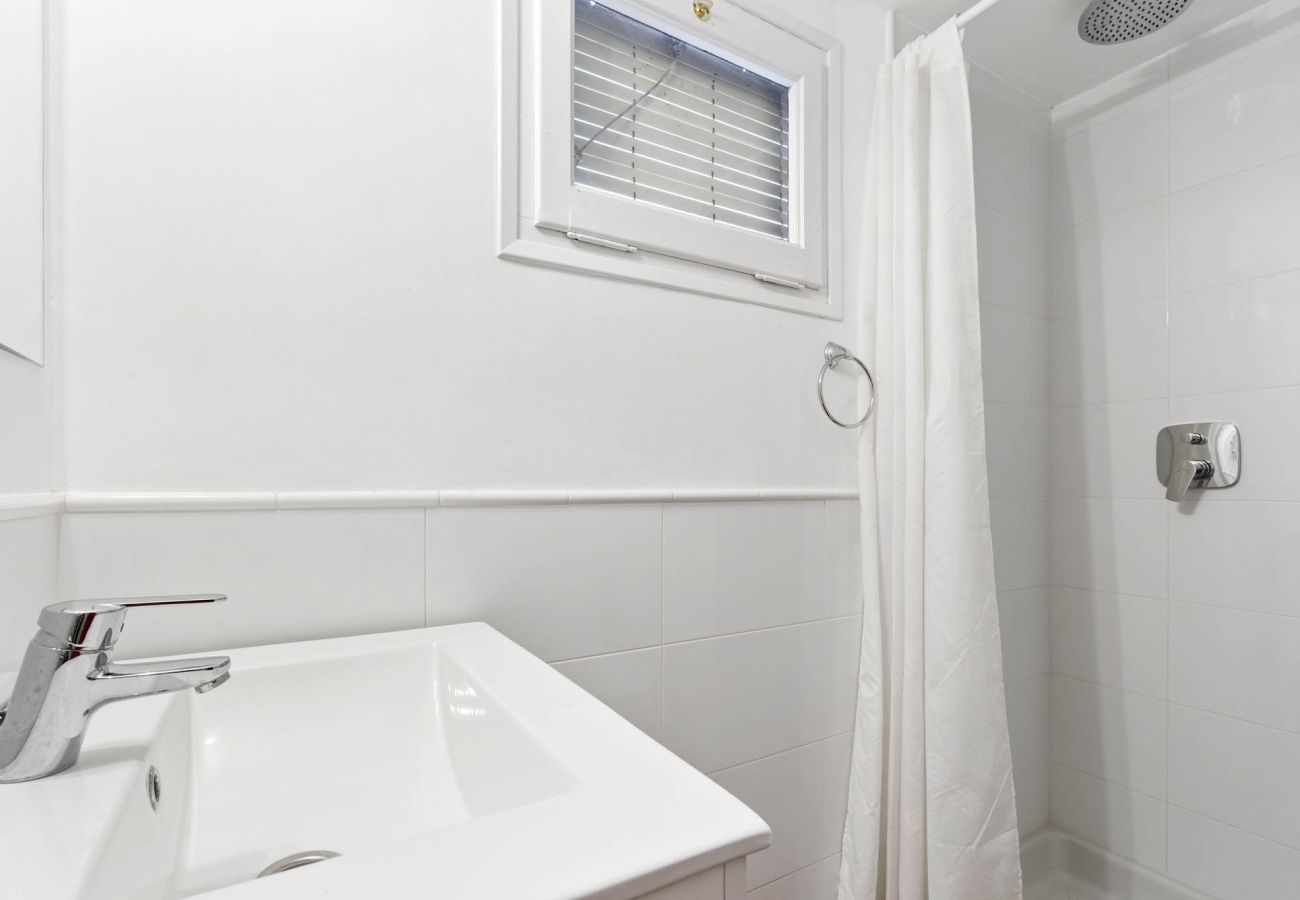 Apartament en Llafranc - 1BLA01 - Dúplex-àtic de 5 habitacions situat a Llafranc, a només 200m de la platja 