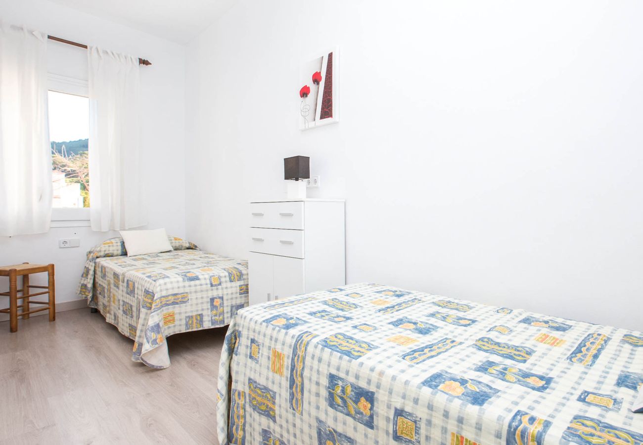 Apartament en Llafranc - 1BLA01 - Dúplex-àtic de 5 habitacions situat a Llafranc, a només 200m de la platja 