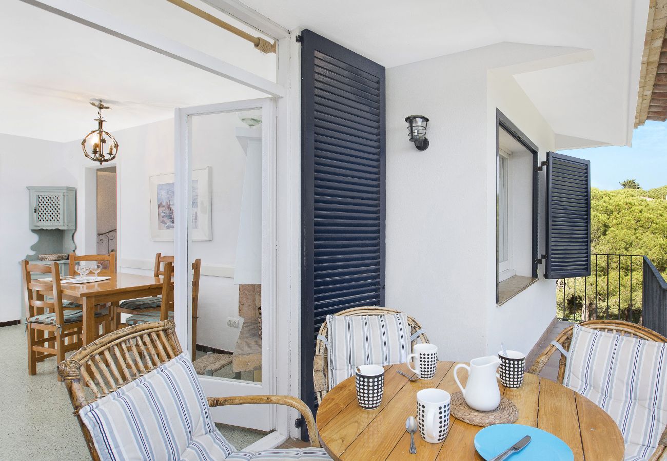 Apartament en Calella de Palafrugell - 1CAN01 - Acollidor apartament per 4 persones amb terrassa situat a prop de la platja de Calella de Palafrugell