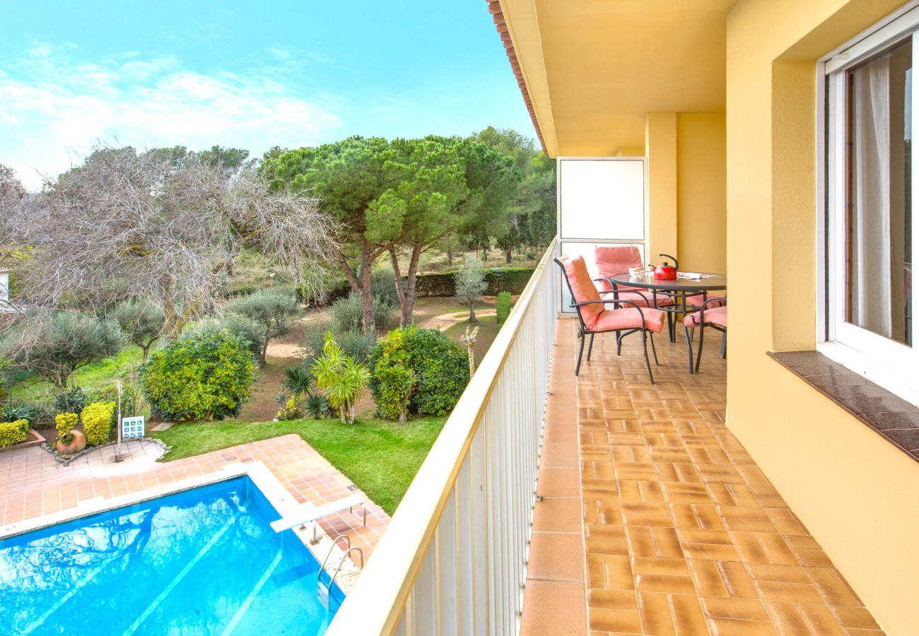 Apartament en Llafranc - 1CEN B10 -Apartament amb jardí i piscina comunitària situat a Llafranc, a uns 800m de la platja 