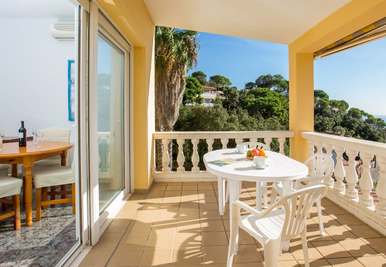 Vil.la en Lloret de Mar -  2CORA01 - Bonica casa de 3 habitacions amb jardí i piscina privada situada a prop de la platja