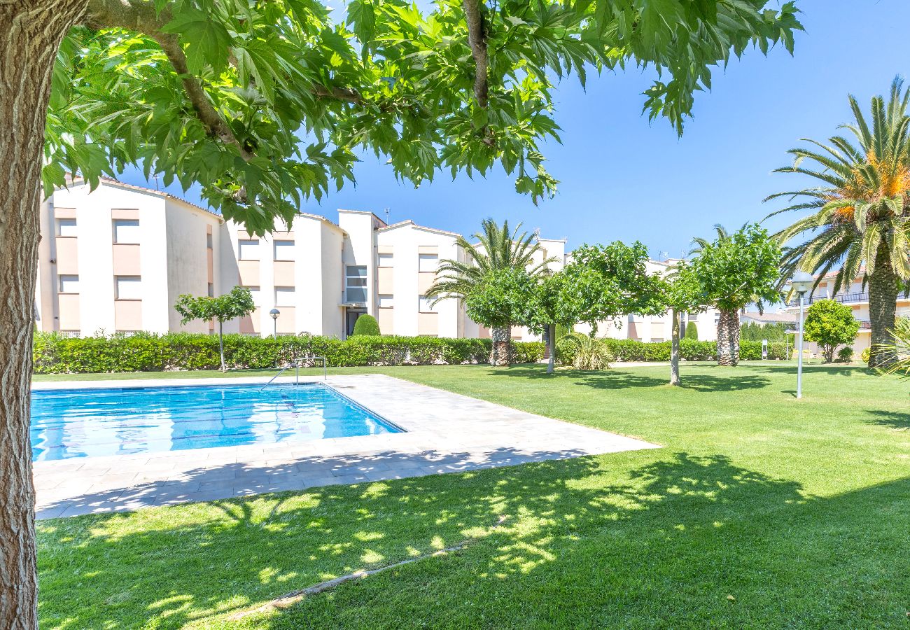 Apartament en Calella de Palafrugell - 1CB E6 - Apartament avec 2 habitacions en una zona molt tranquil·la amb jardí i piscina comunitària a prop de la platja de Calella de Palafrugell