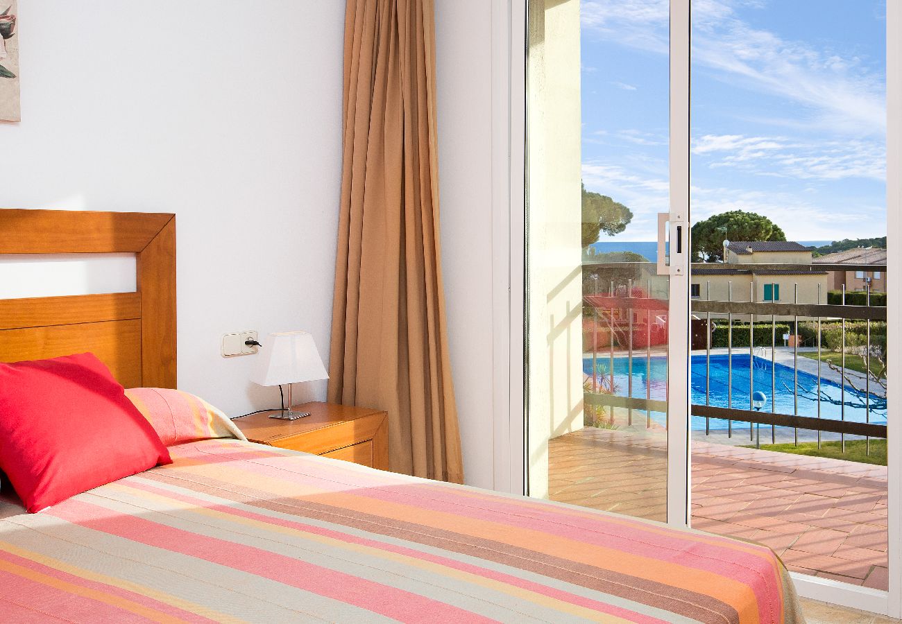 Apartament en Calella de Palafrugell - 1CB E6 - Apartament avec 2 habitacions en una zona molt tranquil·la amb jardí i piscina comunitària a prop de la platja de Calella de Palafrugell