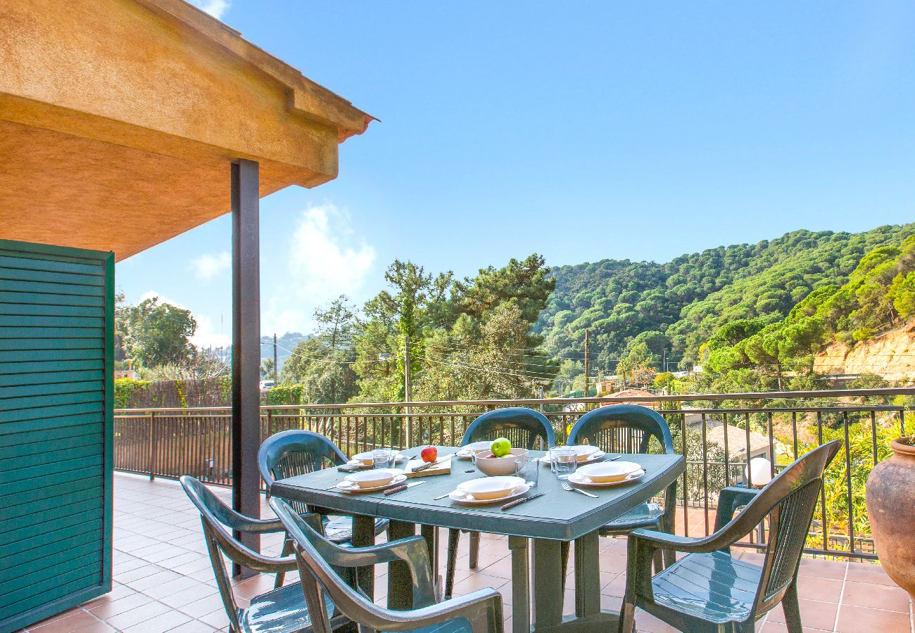 Vil.la en Lloret de Mar - 2GLO01 - Bonica casa de 3 habitacions amb jardí i piscina privada situada a prop de la platja