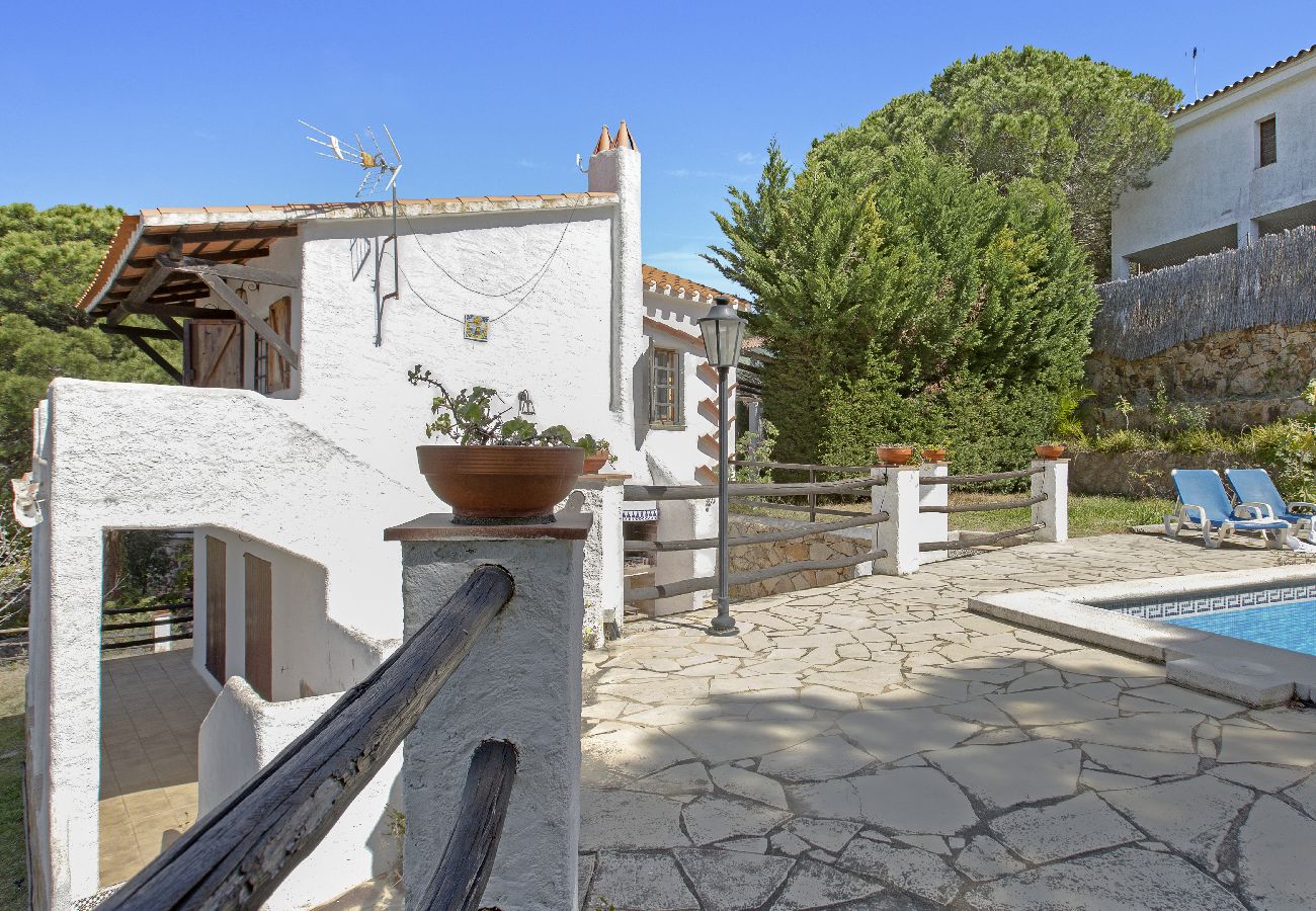 Vil.la en Lloret de Mar - 2IBI01 - Casa de 3 habitacions amb piscina privada i vistes al mar situada molt a prop de la platja