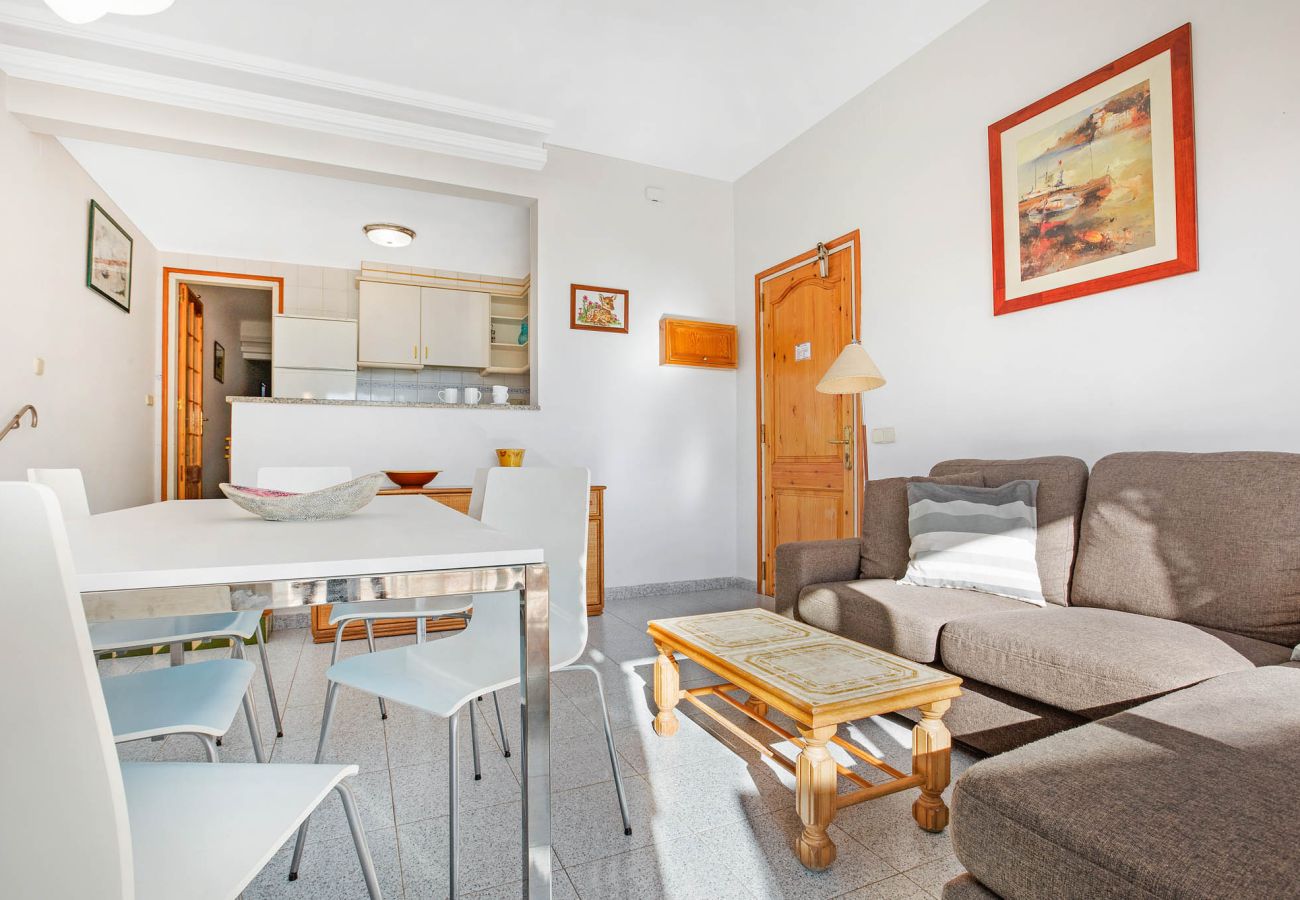 Apartament en Llafranc - 1MARS PL - Apartament senzill amb 3 habitacions situat a primera línia de mar de la platja de Llafranc