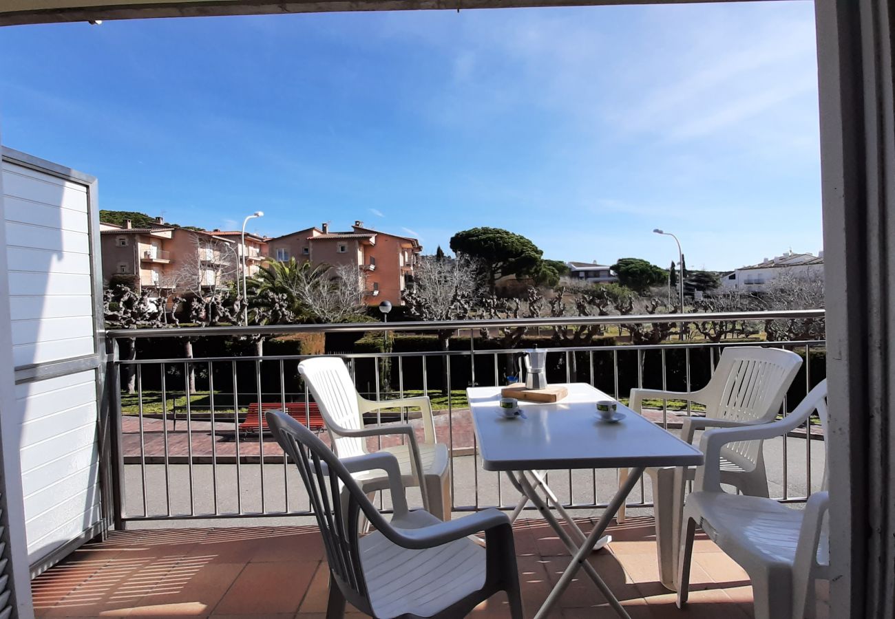 Apartament en Calella de Palafrugell - 1MG G2 - Apartament bàsic amb piscina comunitària situat a 400m de la platja de Calella de Palafrugell