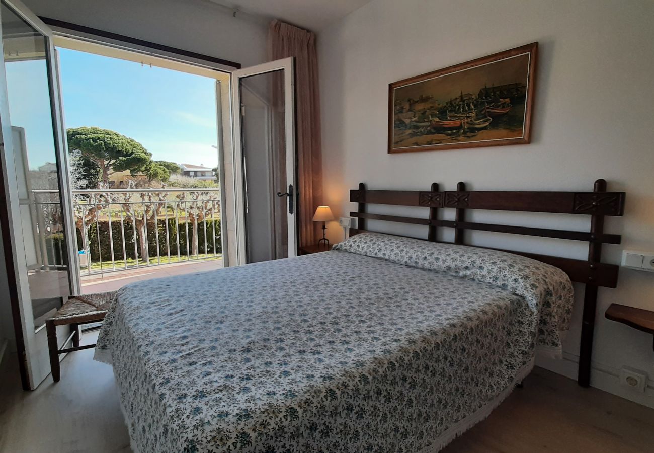 Apartament en Calella de Palafrugell - 1MG G2 - Apartament bàsic amb piscina comunitària situat a 400m de la platja de Calella de Palafrugell