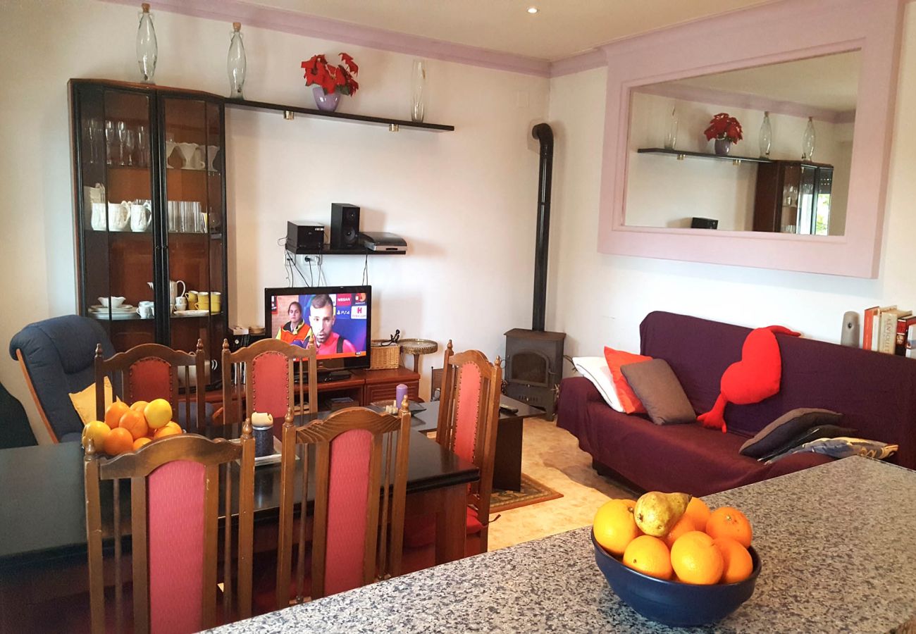 Apartament en Calella de Palafrugell - 1MARIA PL - Apartament senzill amb terrassa ubicat a pocs minuts caminant de la tranquil·la platja de Calella de Palafrugell