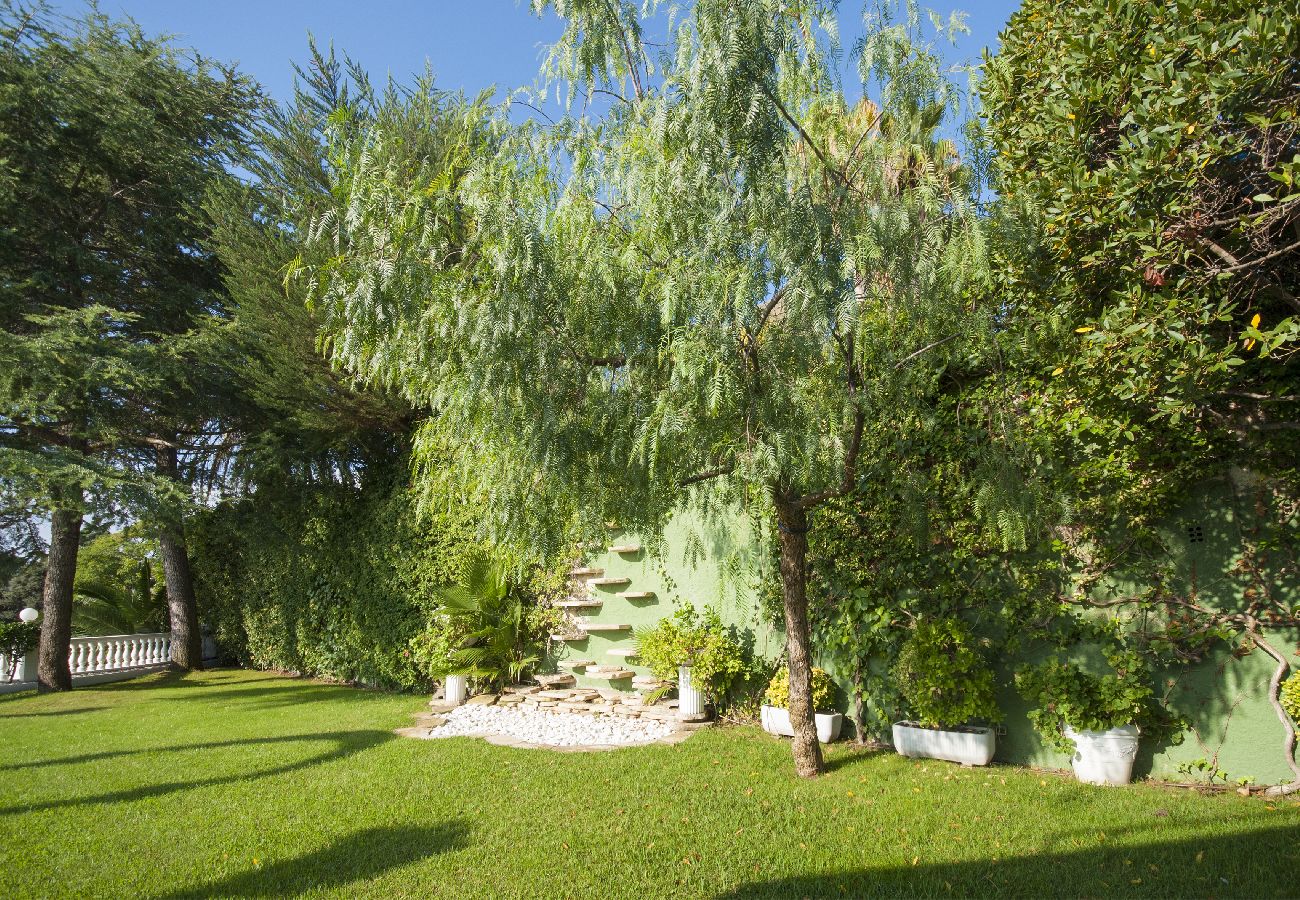 Vil.la en Blanes - 2MONTEM01 - Bonica casa per a 9 persones amb jardí i piscina privada situada a prop de la platja de Blanes