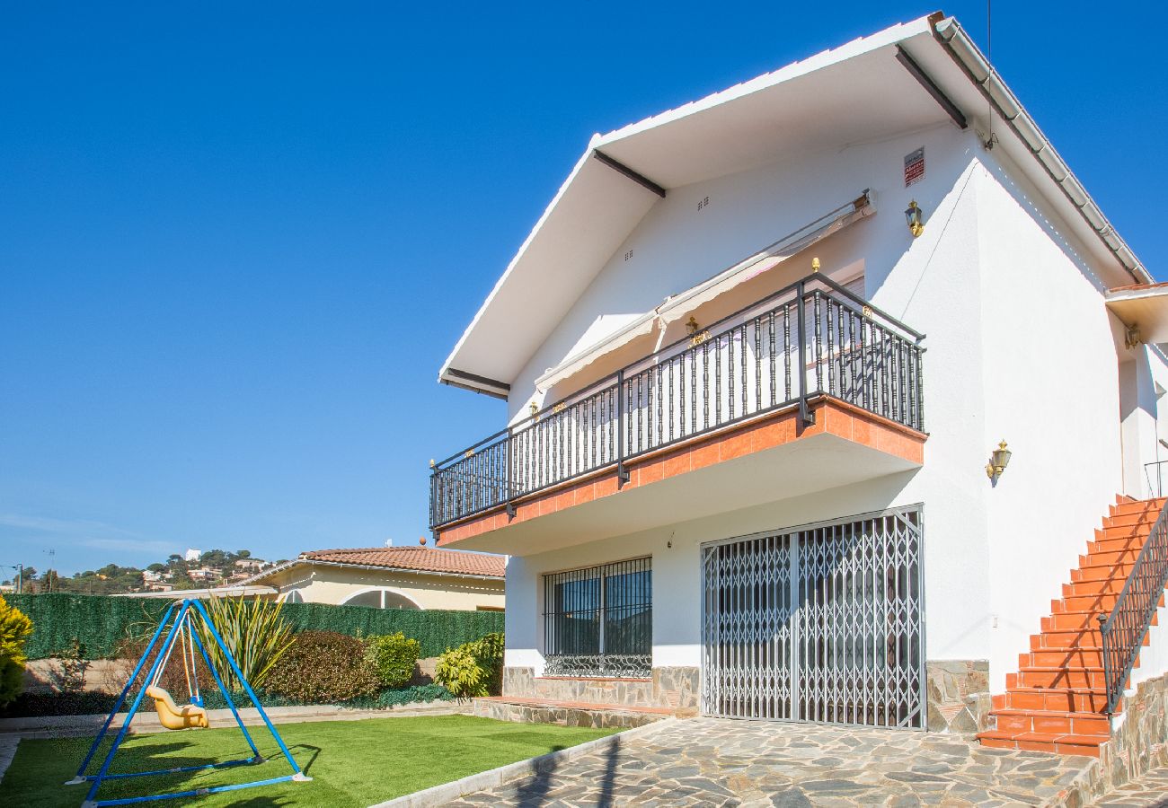 Vil.la en Vidreres - 2ONA01 - Casa per a 7 persones amb jardí i piscina privada situada a una zona molt tranquil·la