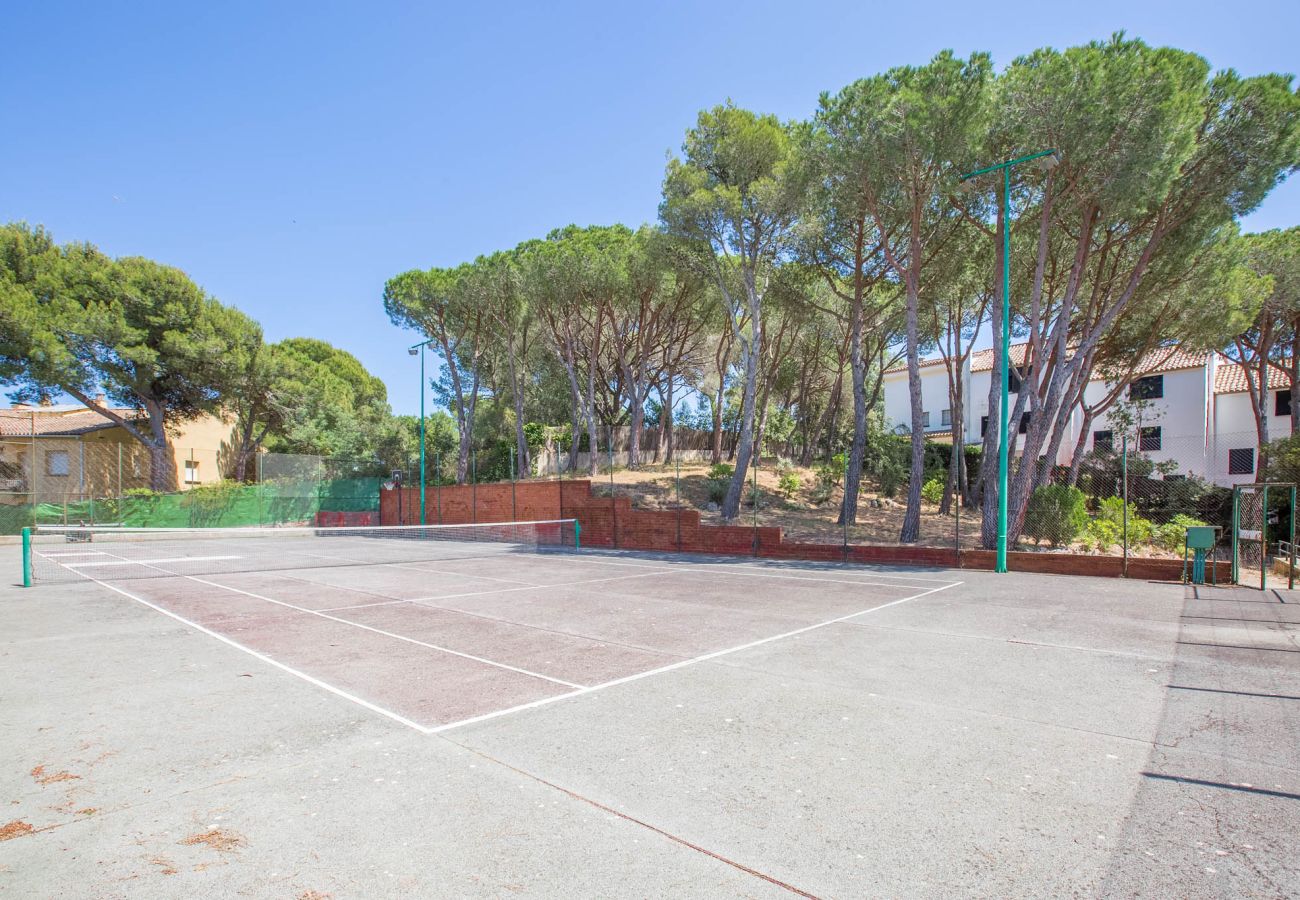 Apartament en Calella de Palafrugell - 1PINEDA 01 - Acollidor apartament per 8 persones situat a pocs minuts caminant de la platja de Calella de Palafrugell