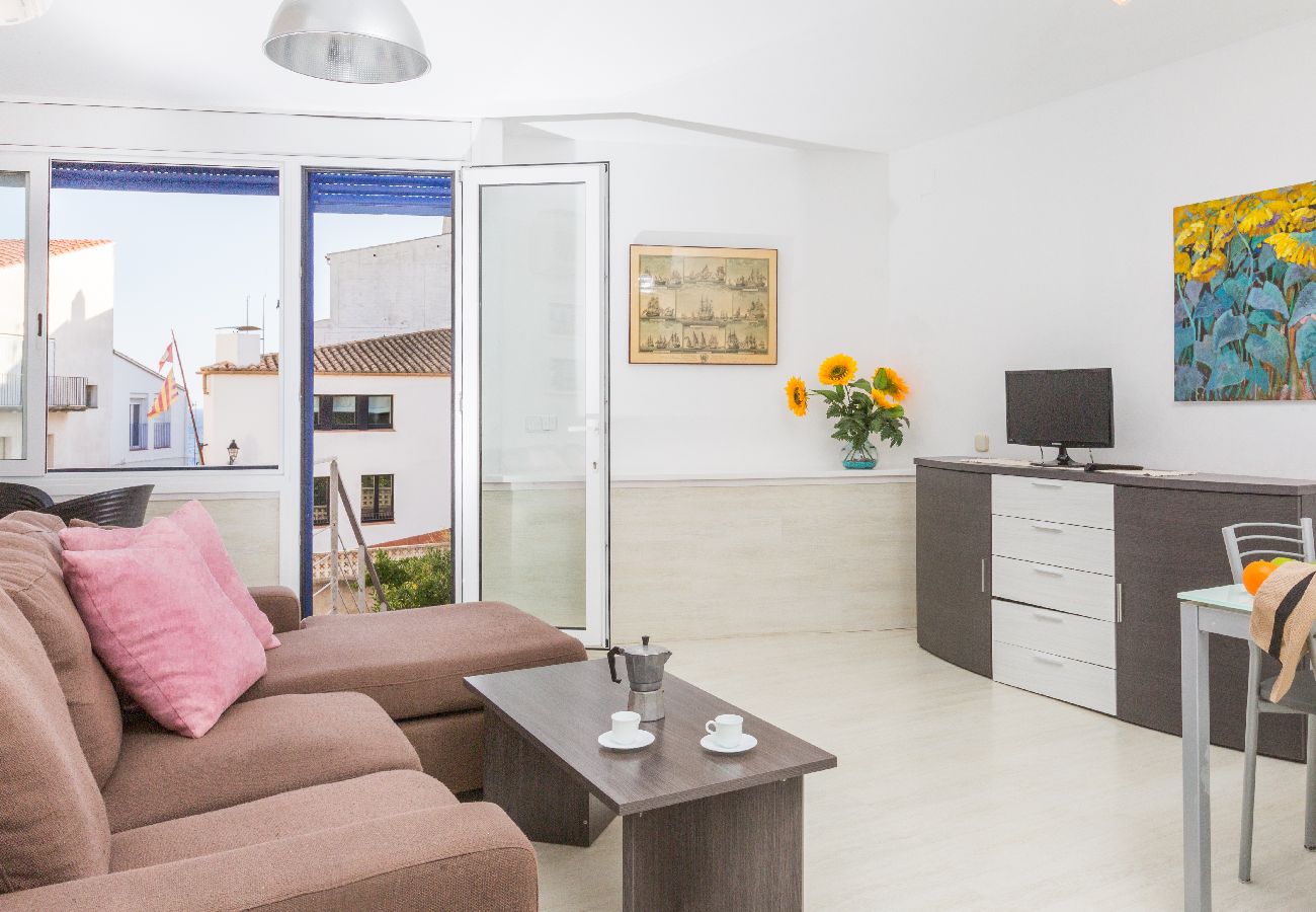 Apartament en Calella de Palafrugell - 1SOLIVE - Apartament amb àmplia terrassa a tan sols 100m de la platja de Calella de Palafrugell