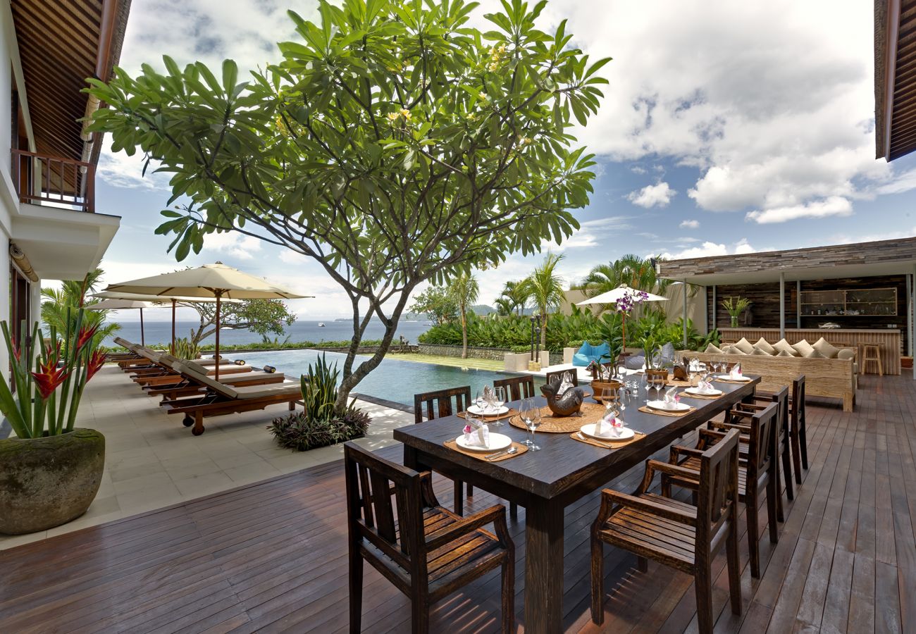 Vil.la en Manggis - Asada - Villa con piscina cerca de la playa en Bali