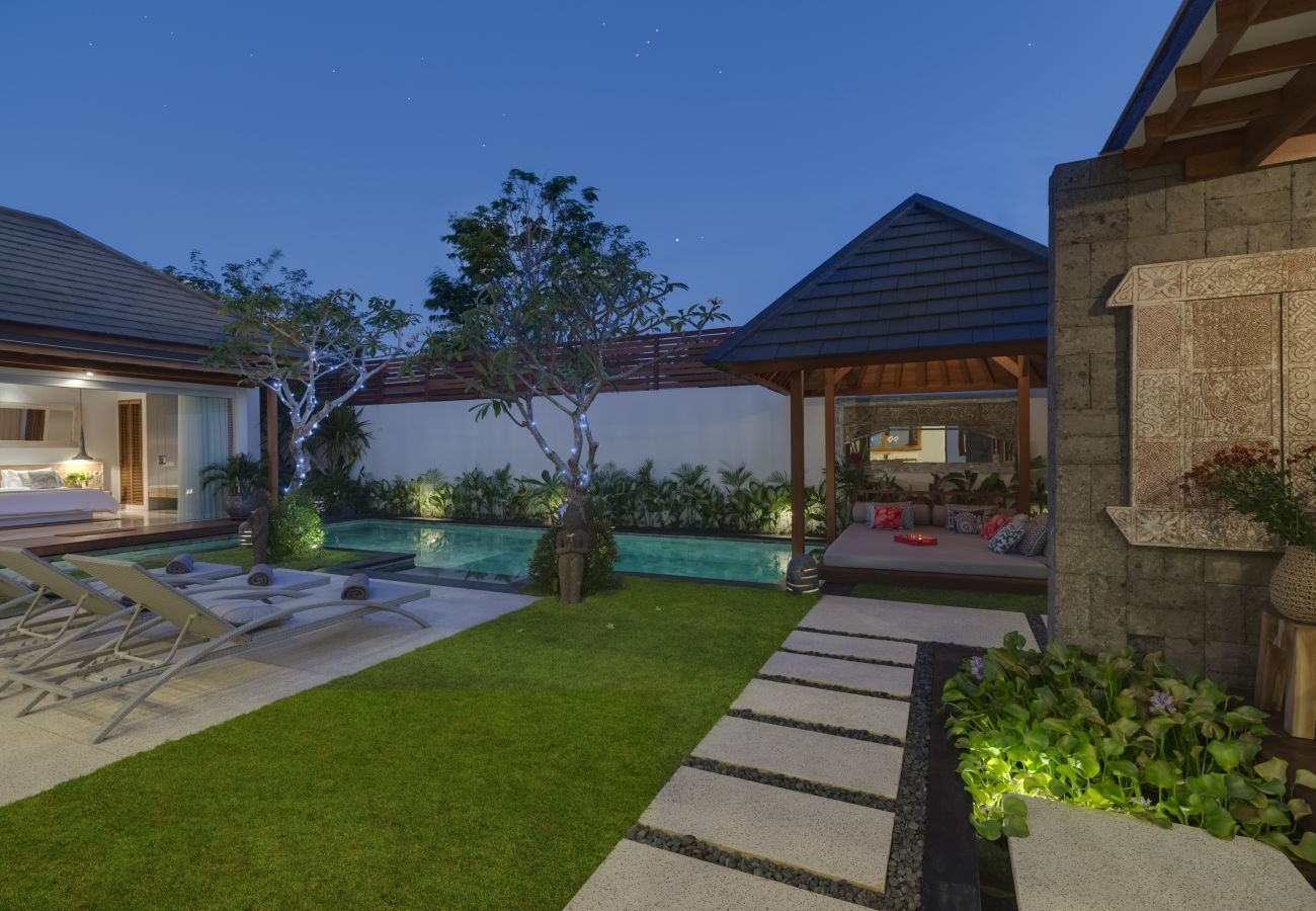 Vil.la en Seminyak - Sanook - Bonica casa de 4 habitacions amb piscina a Bali