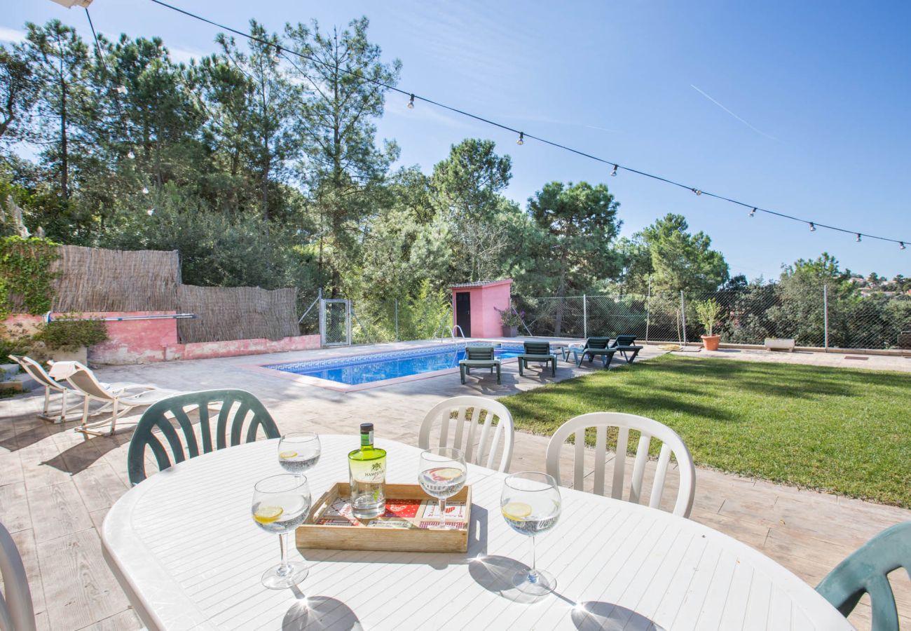 Villa in Lloret de Mar - 2BELL01 - Cozy 4 bedroom house with pool located in a very quiet area