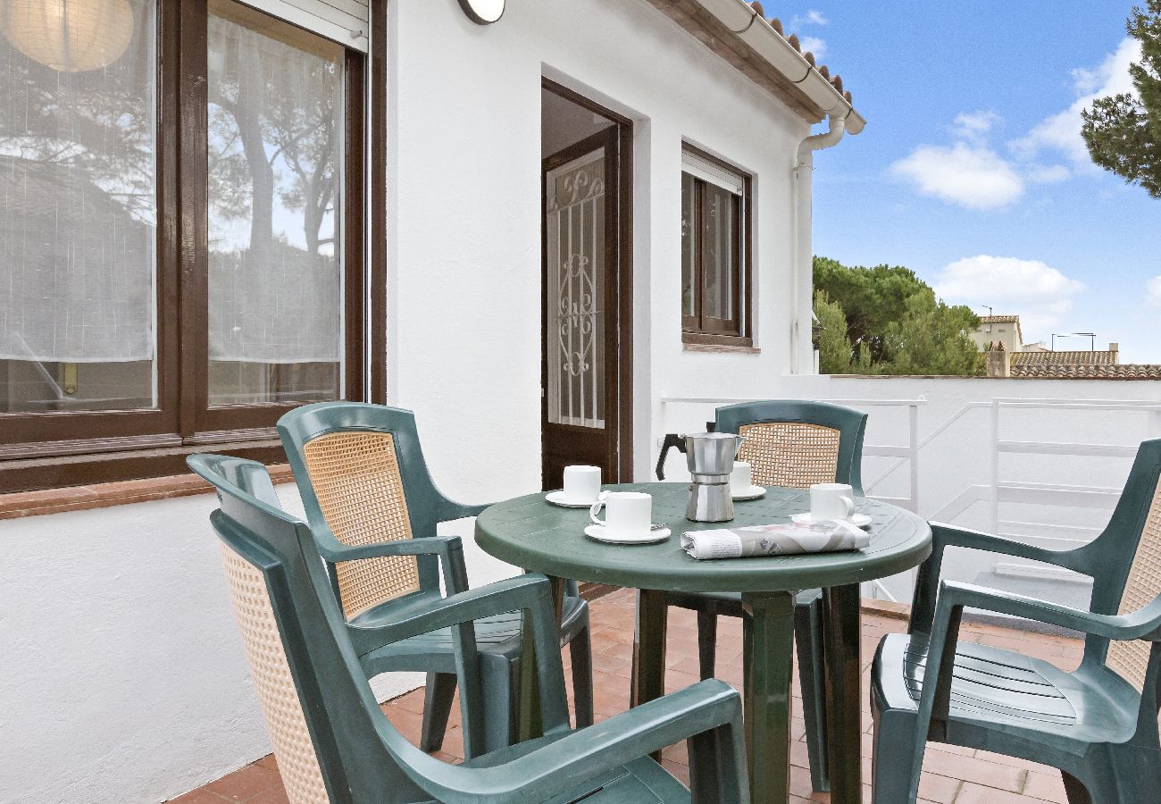 Apartment in Llafranc - 1BLA01 - 5 bedroom duplex  located only 200m from the beach of Llafranc.