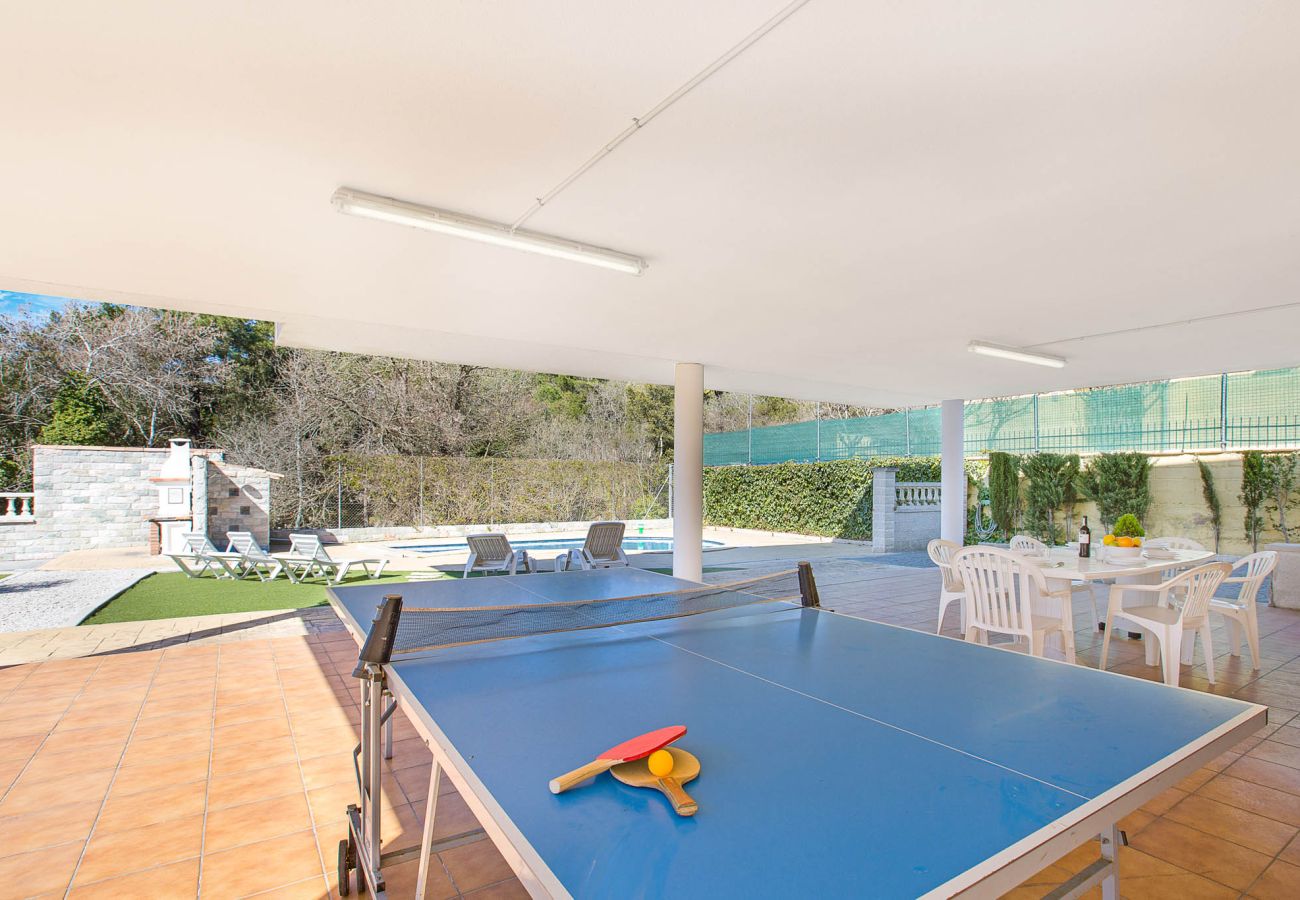 Villa in Vidreres - 2BRIS01 - Cozy house with private pool and 5 bedrooms located in a quiet area